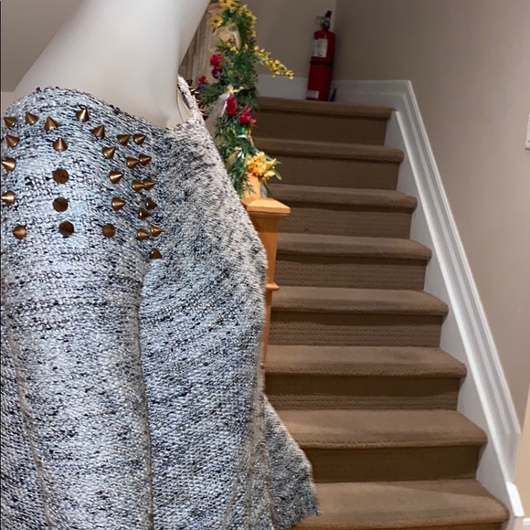 Shiny black & white sweater - Picture 4 of 10